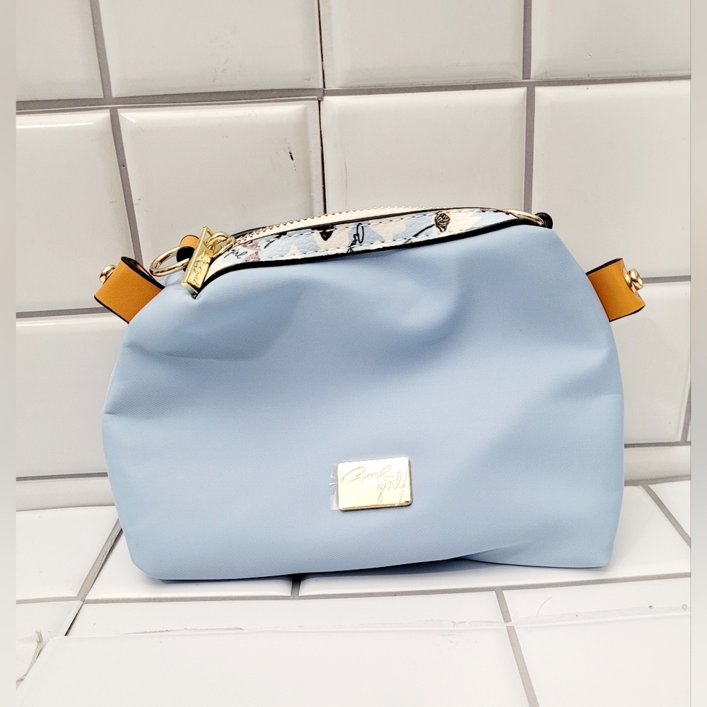 NWOT AXEL GIRL Small Sky Blue Nylon Pouch Clutch 7inL 6inH  2.5inWCondition NWT